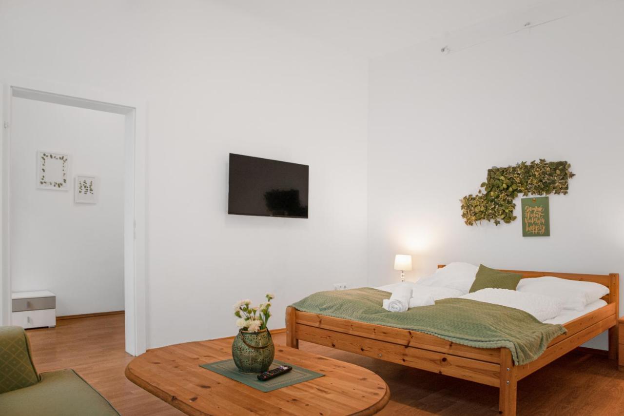 Elegant 2BR Apartment - near Bahnhof Wien Meidling Exterior foto