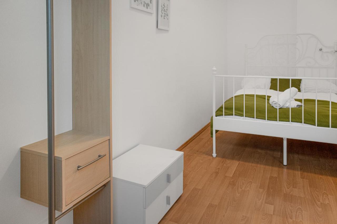 Elegant 2BR Apartment - near Bahnhof Wien Meidling Exterior foto